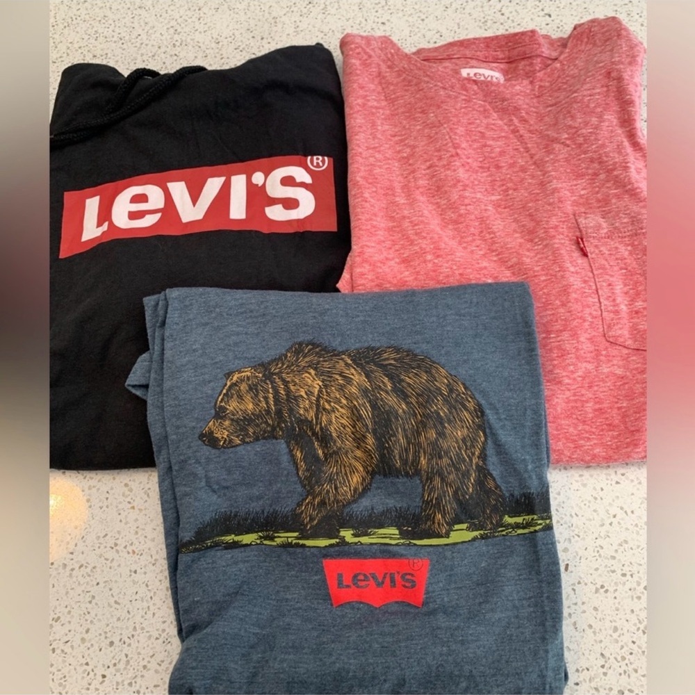 Levi's Men’s 3 Shirts Size M